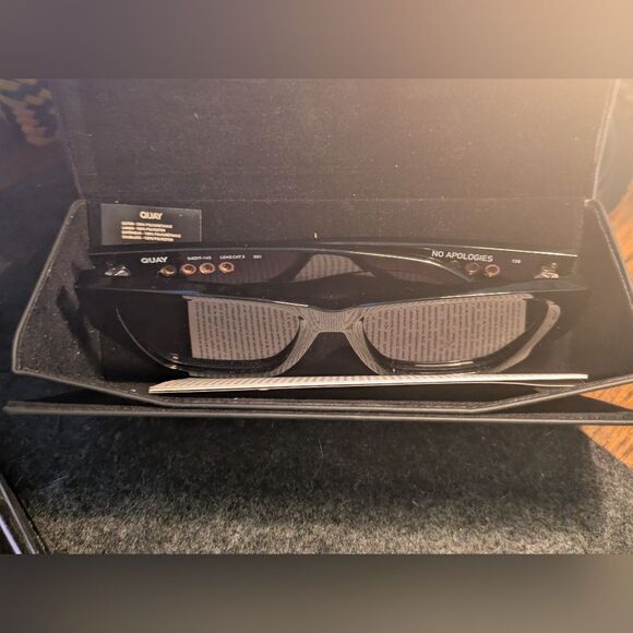 MSRP $95 Quay No Apologies Black Square Sunglasses - Picture 7 of 9